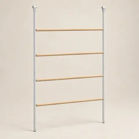 Four-Bar Chicken Roost